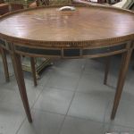 560 8202 COFFEE TABLE